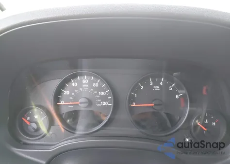 2011 Jeep Compass из США, поврежденный, VIN 1J4NF1FB5BD244672